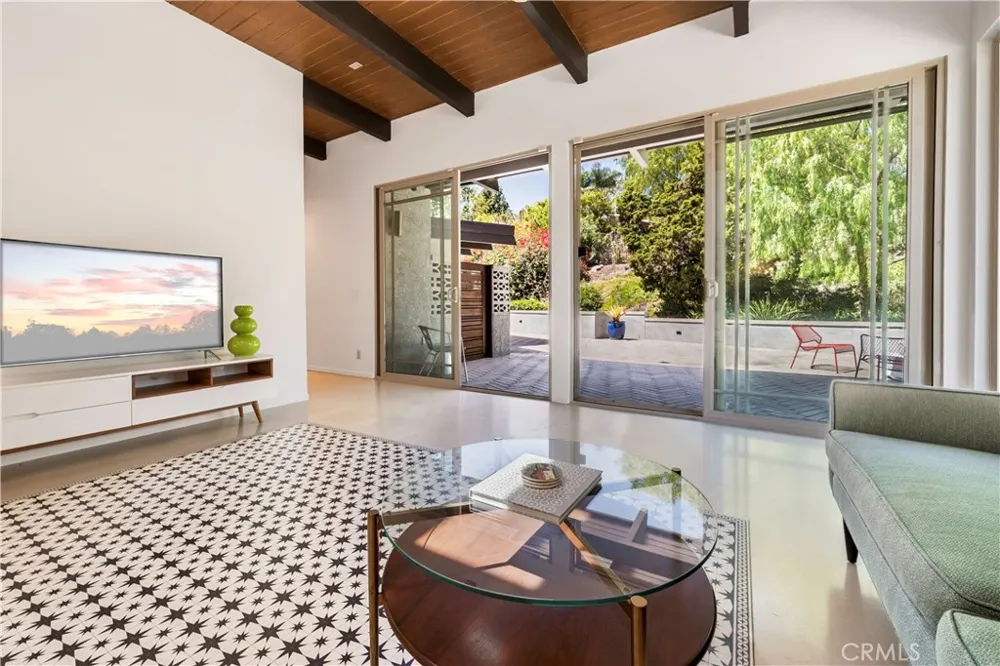 450 S Via Vista Road Anaheim Hills, CA 92808