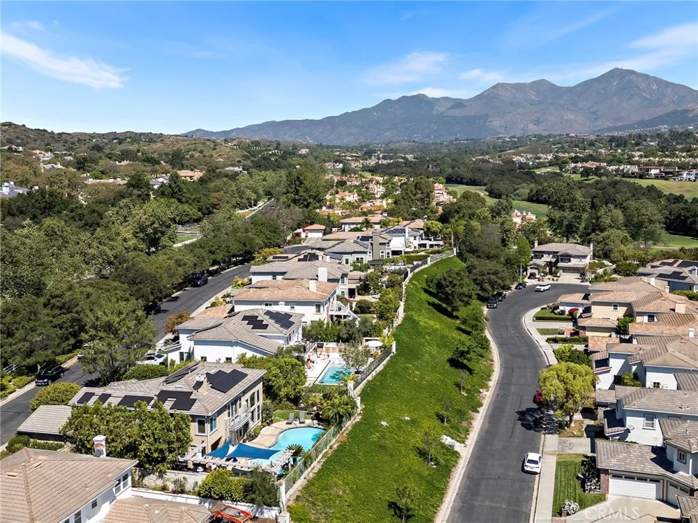 20 Edgewood Coto de Caza, CA 92679