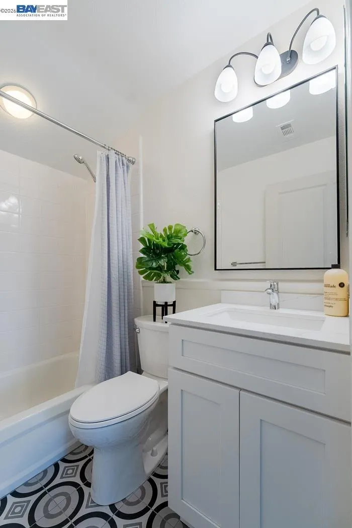 3730 Whitworth Dr Dublin, CA 94568