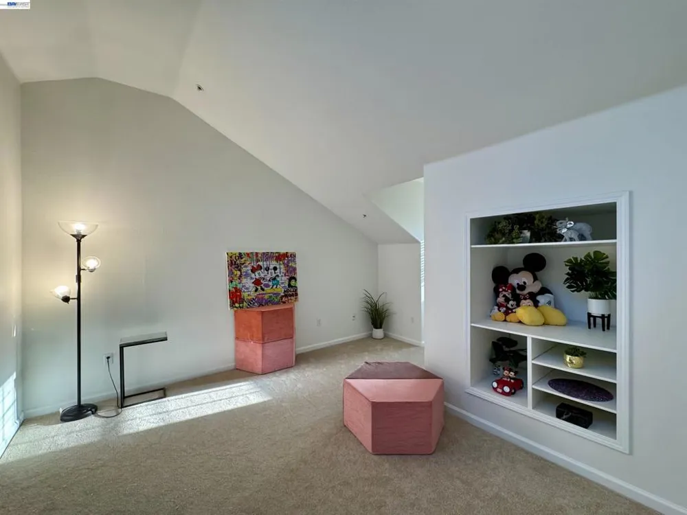 3730 Whitworth Dr Dublin, CA 94568