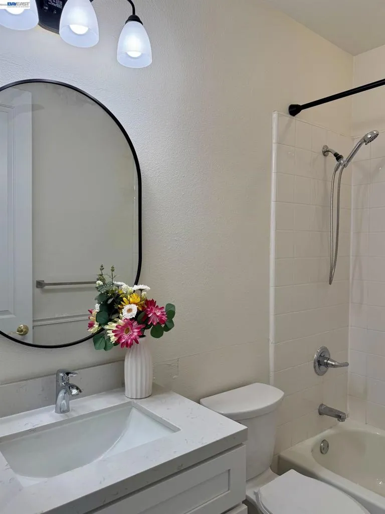 3730 Whitworth Dr Dublin, CA 94568