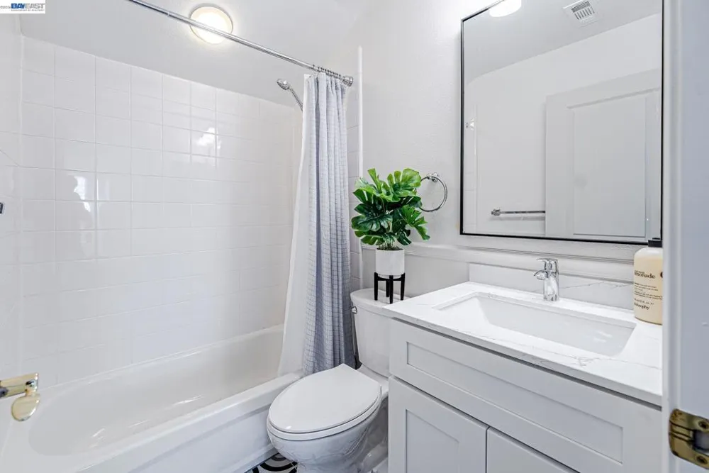 3730 Whitworth Dr Dublin, CA 94568