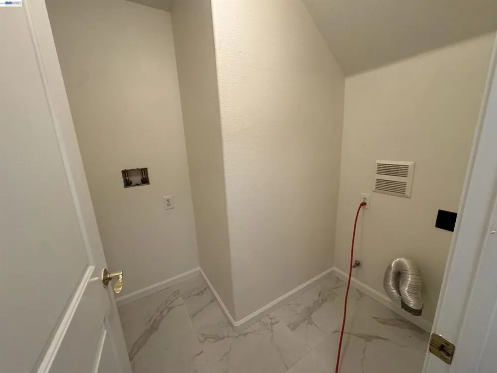3730 Whitworth Dr Dublin, CA 94568