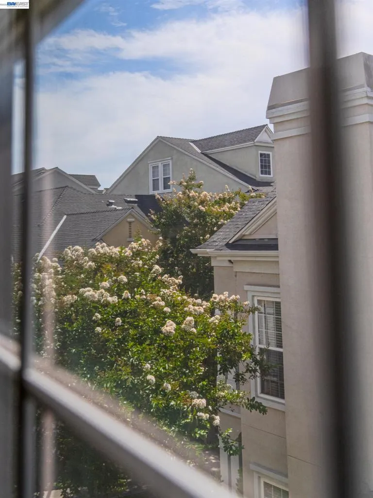 3730 Whitworth Dr Dublin, CA 94568