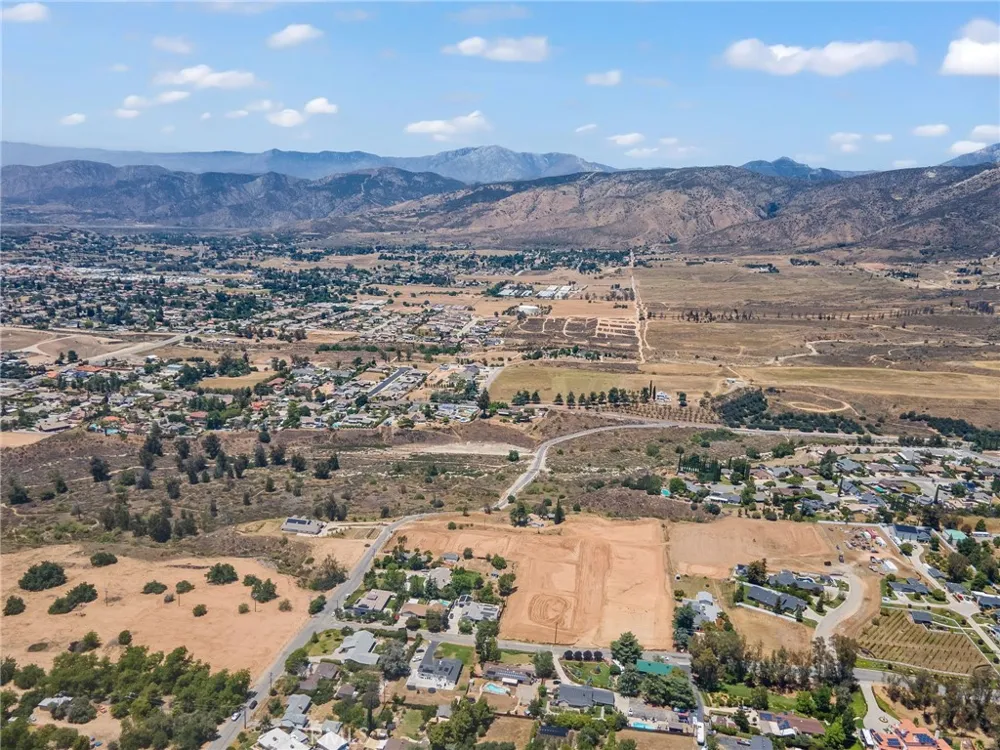 11537 Pendleton Road Yucaipa, CA 92399