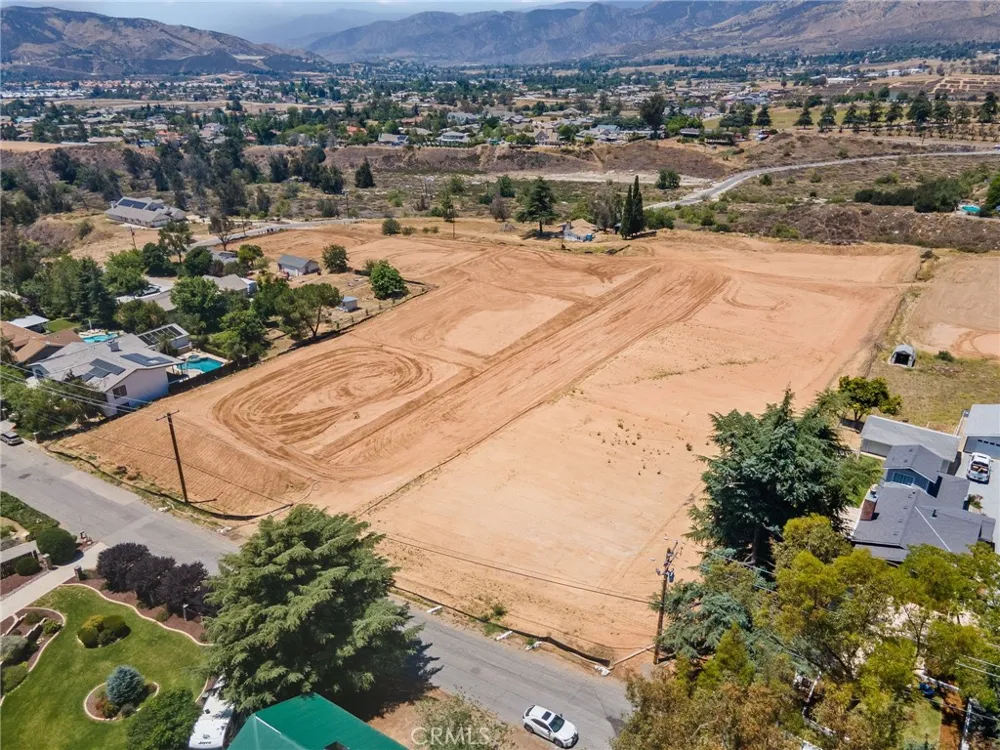 11537 Pendleton Road Yucaipa, CA 92399