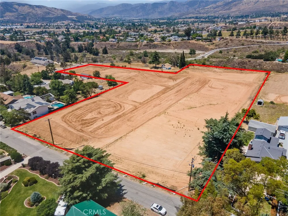 11537 Pendleton Road Yucaipa, CA 92399