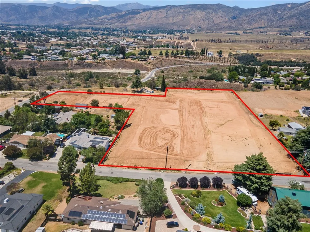 11537 Pendleton Road Yucaipa, CA 92399