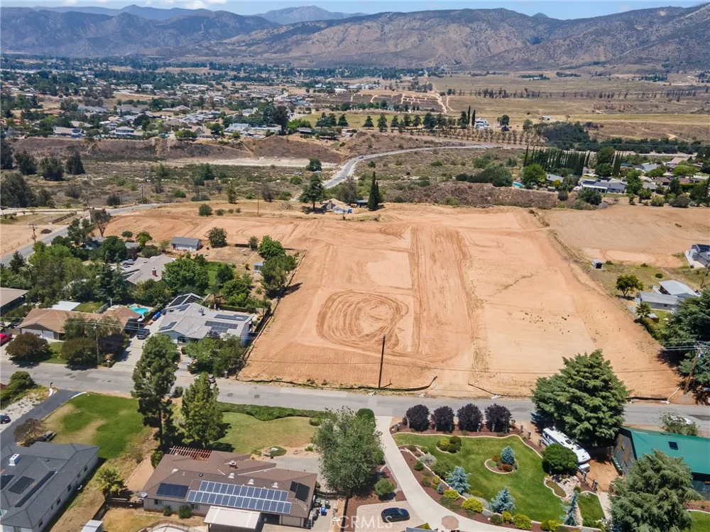 11537 Pendleton Road Yucaipa, CA 92399