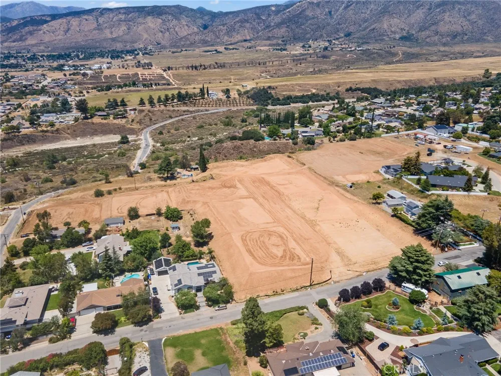 11537 Pendleton Road Yucaipa, CA 92399