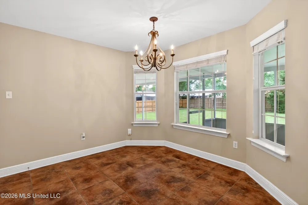 200 Glenwood Drive Carriere, MS 39426