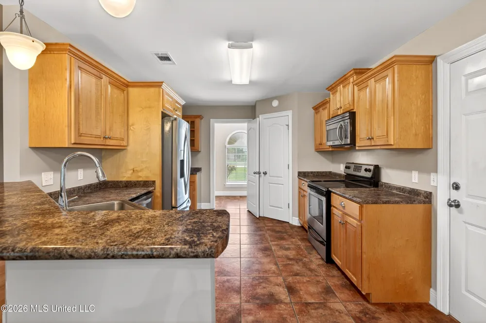 200 Glenwood Drive Carriere, MS 39426