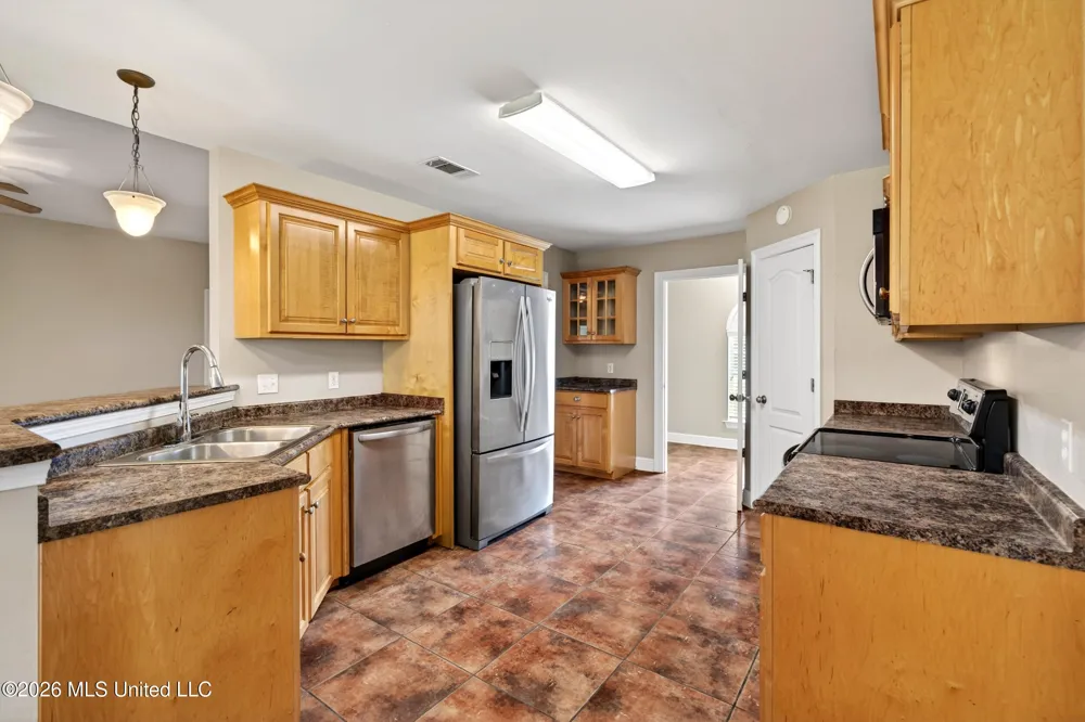 200 Glenwood Drive Carriere, MS 39426