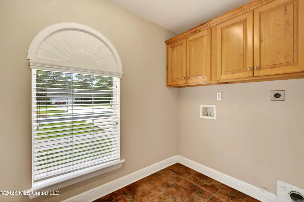 200 Glenwood Drive Carriere, MS 39426