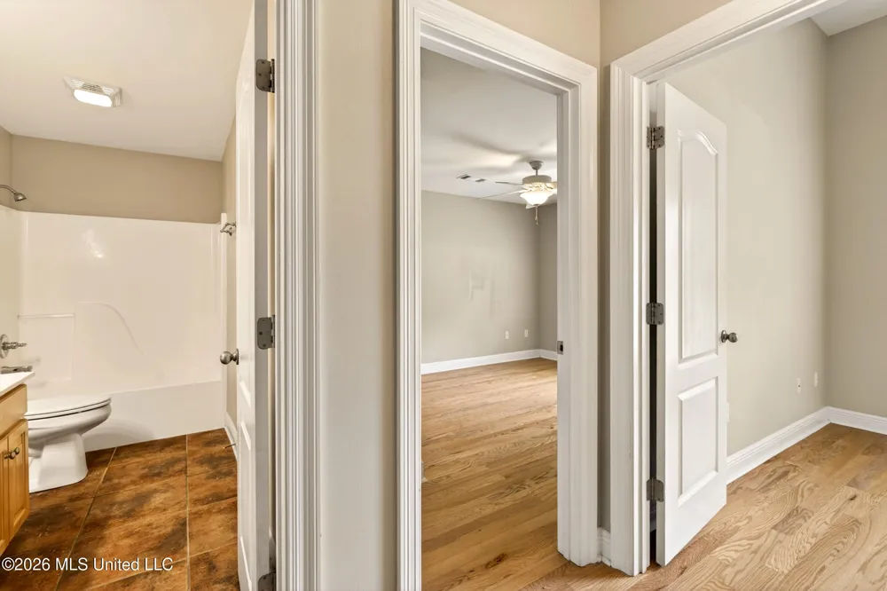 200 Glenwood Drive Carriere, MS 39426
