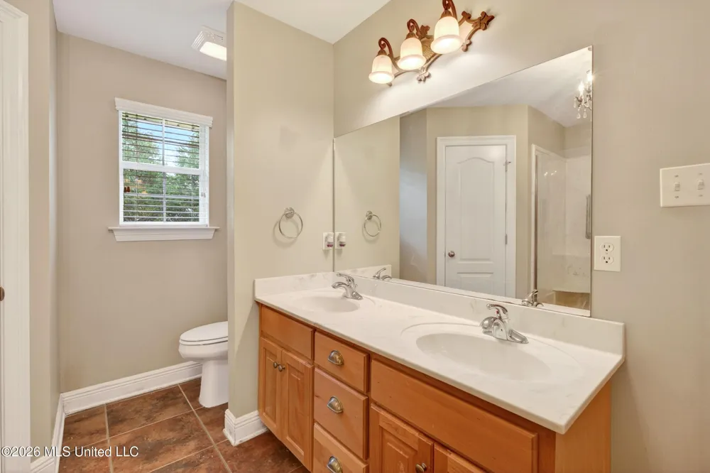 200 Glenwood Drive Carriere, MS 39426