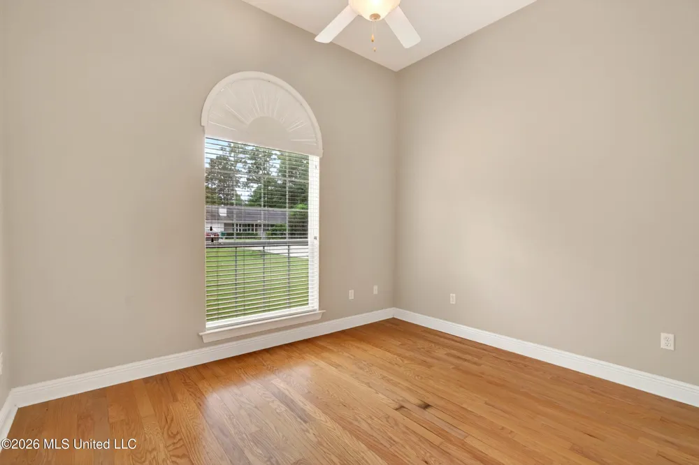 200 Glenwood Drive Carriere, MS 39426