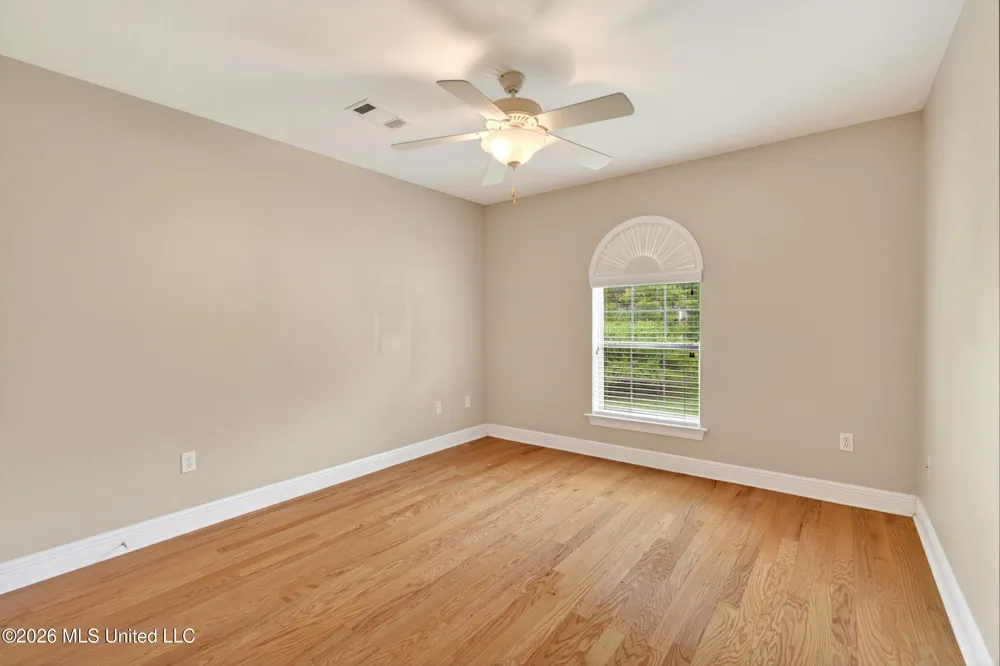 200 Glenwood Drive Carriere, MS 39426