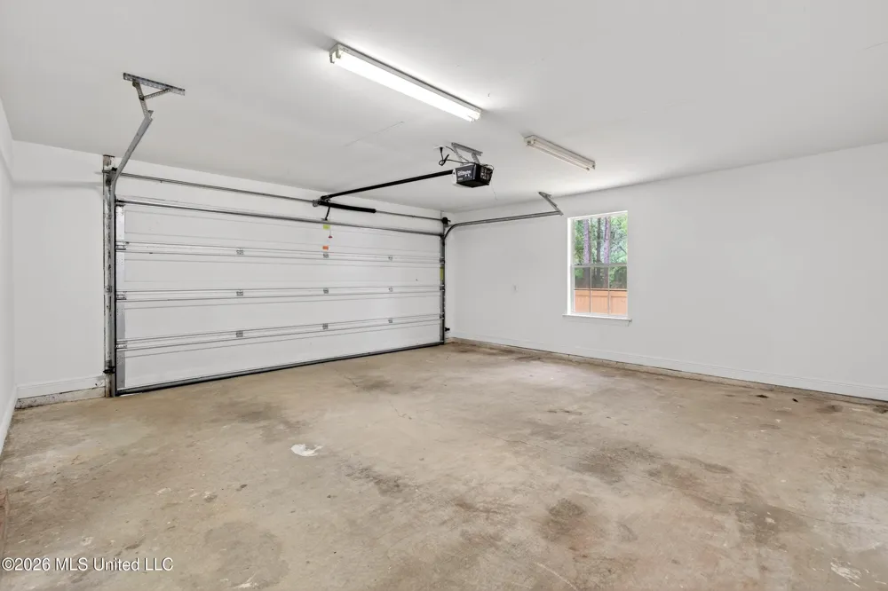 200 Glenwood Drive Carriere, MS 39426