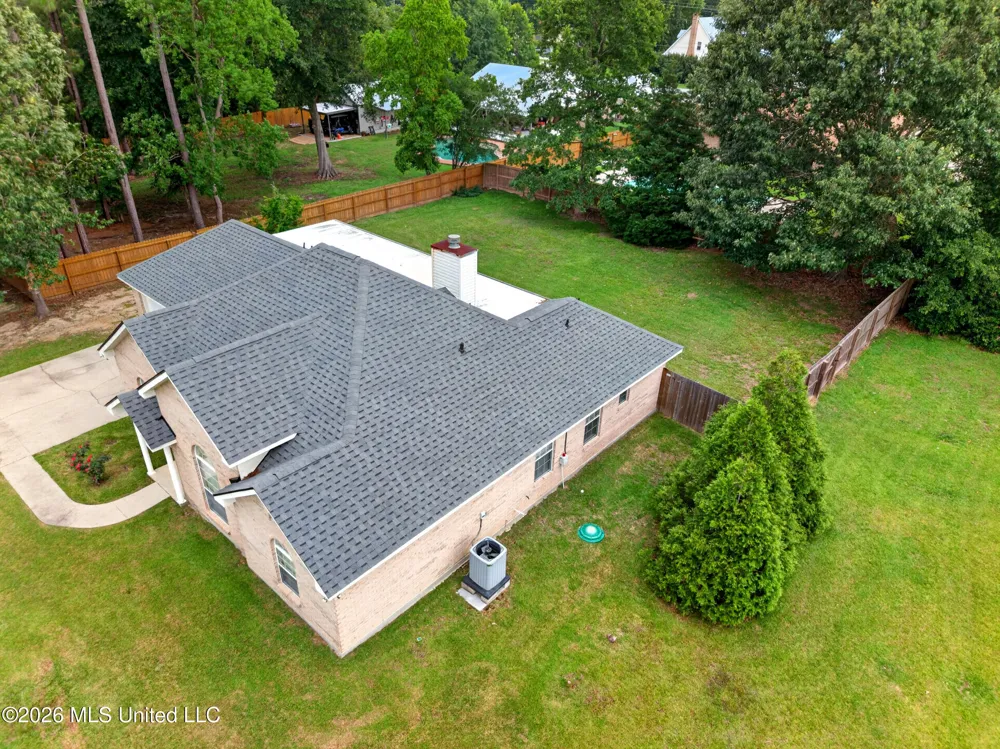 200 Glenwood Drive Carriere, MS 39426