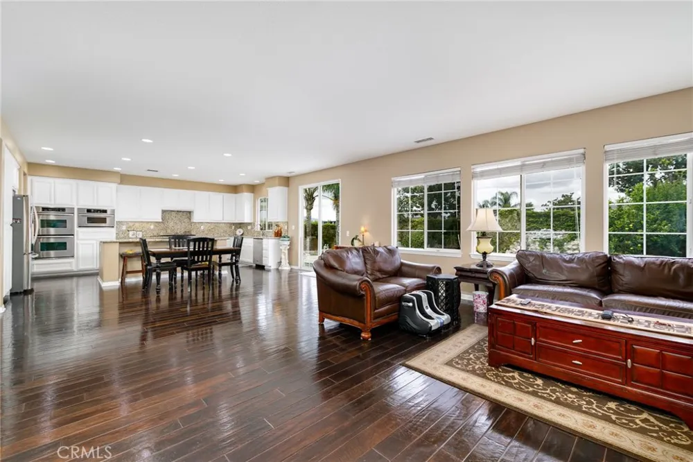 7871 Slate Creek Eastvale, CA 92880