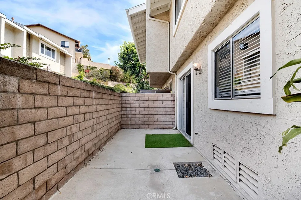 753 Warwick Ave Thousand Oaks, CA 91360