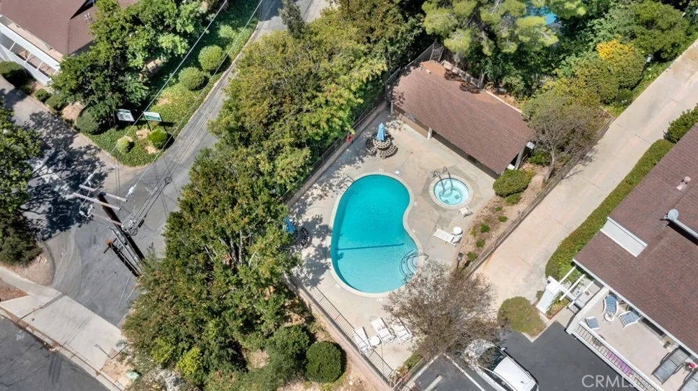 753 Warwick Ave Thousand Oaks, CA 91360