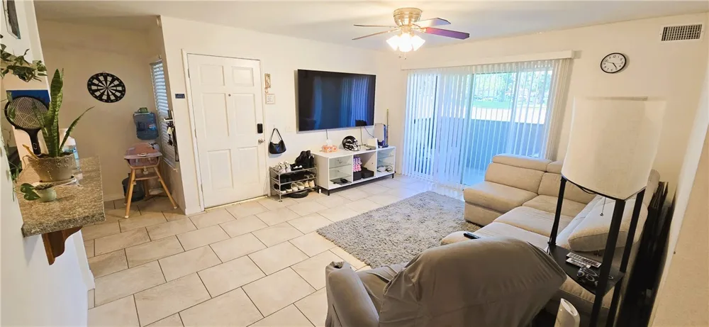 6351 Riverside #39 Chino, CA 91710