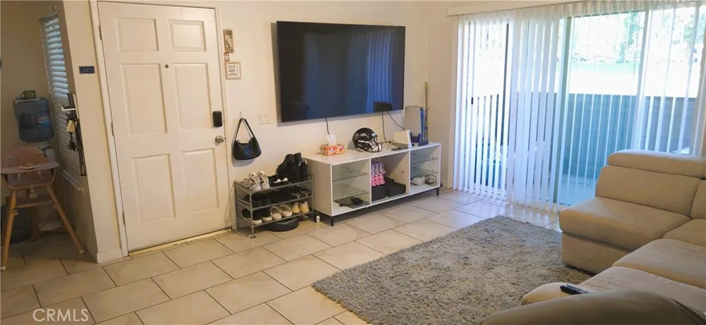 6351 Riverside #39 Chino, CA 91710