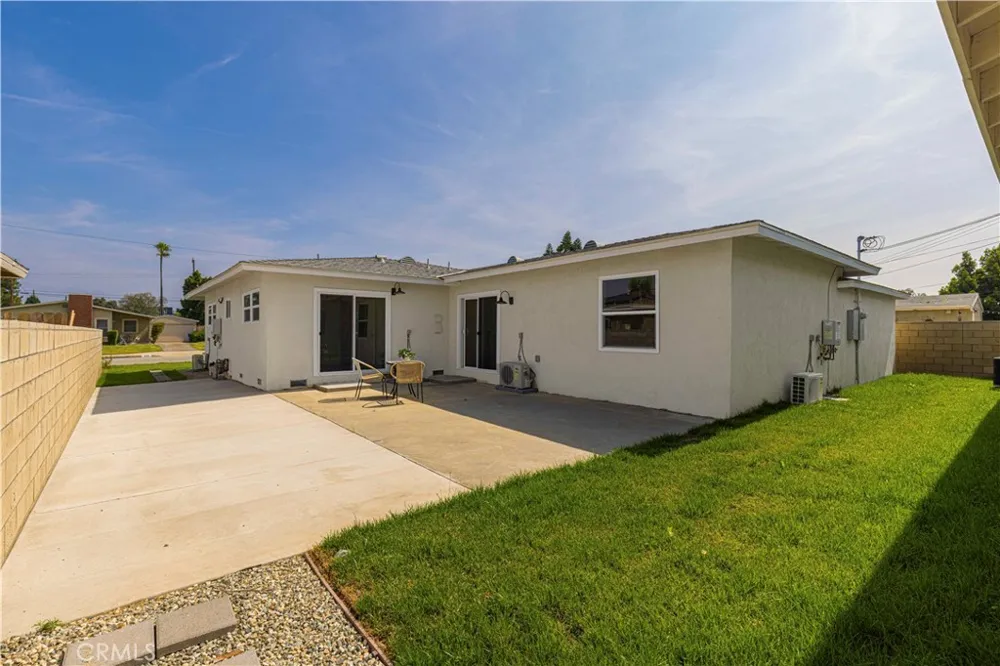 2516 E Walnut Creek West Covina, CA 91791