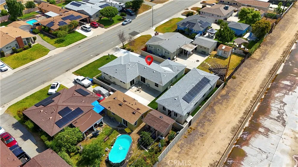 2516 E Walnut Creek West Covina, CA 91791