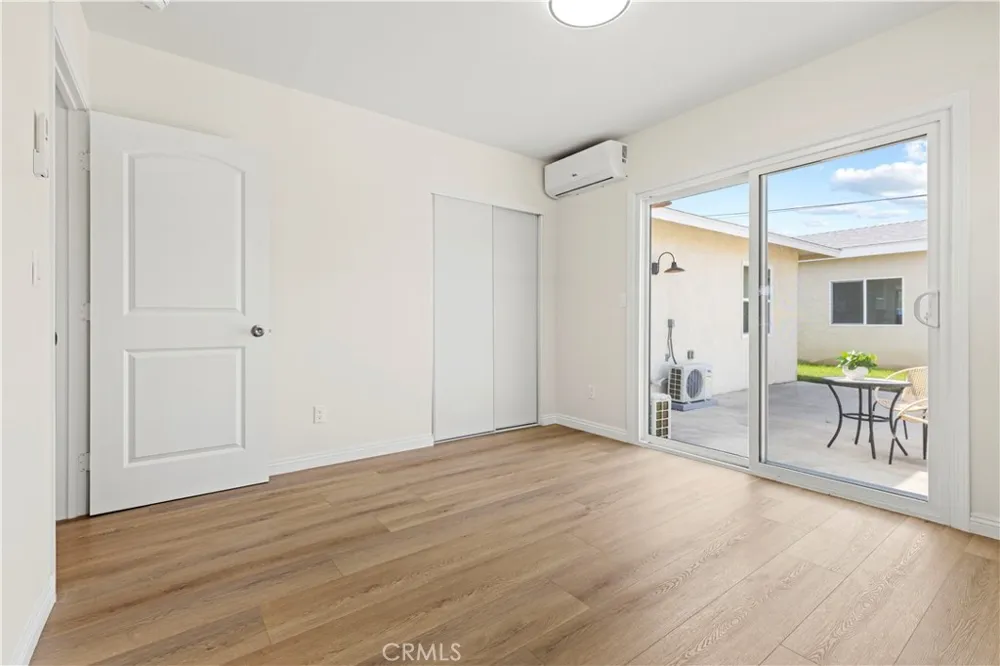 2516 E Walnut Creek West Covina, CA 91791
