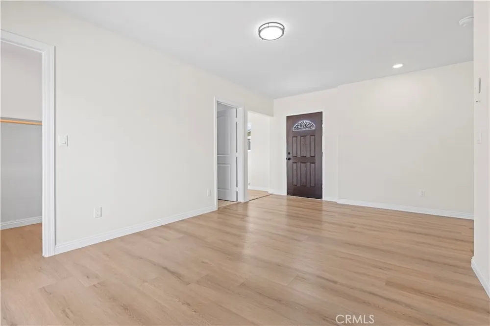 2516 E Walnut Creek West Covina, CA 91791