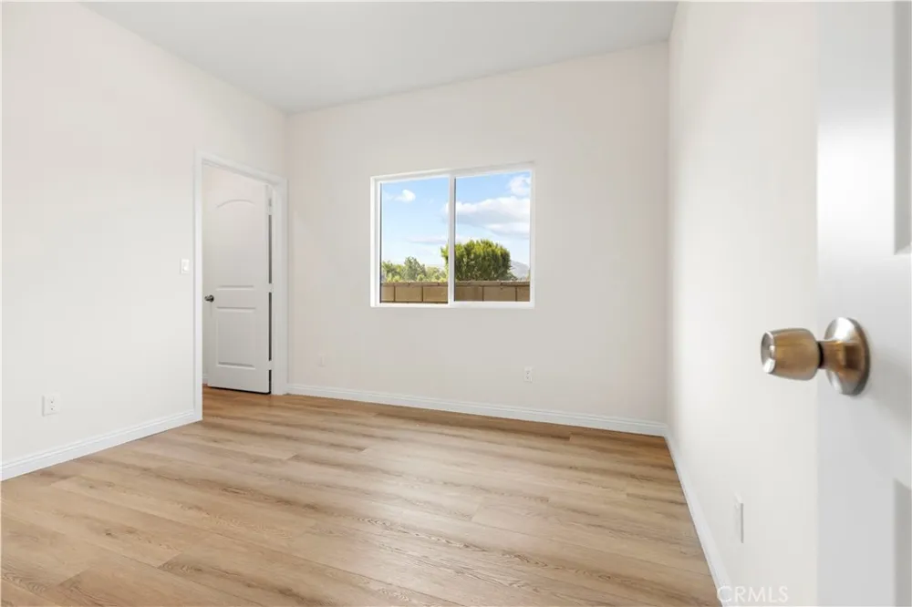 2516 E Walnut Creek West Covina, CA 91791
