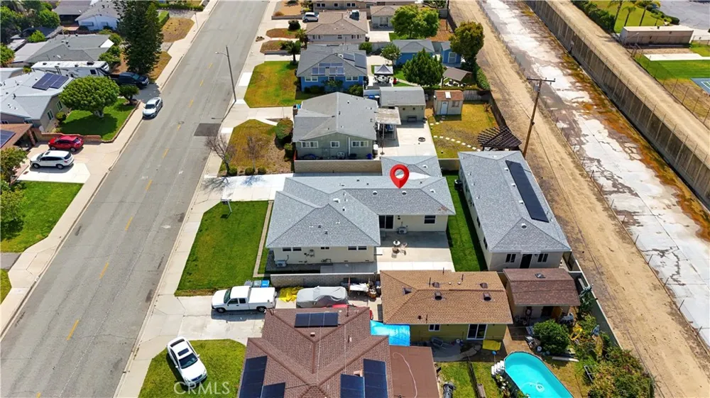 2516 E Walnut Creek West Covina, CA 91791
