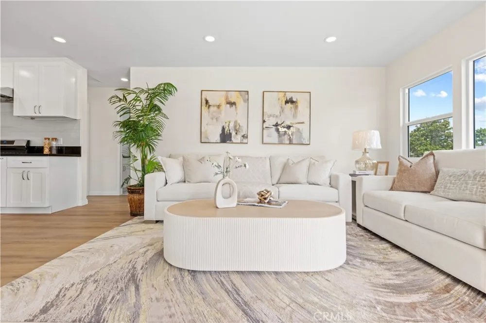 2516 E Walnut Creek West Covina, CA 91791