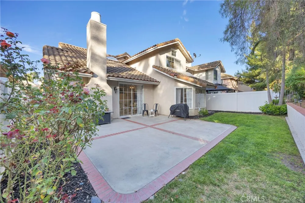 26275 Eva Street Laguna Hills, CA 92656