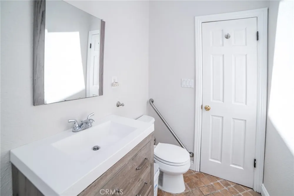 20828 Brighton Torrance, CA 90501