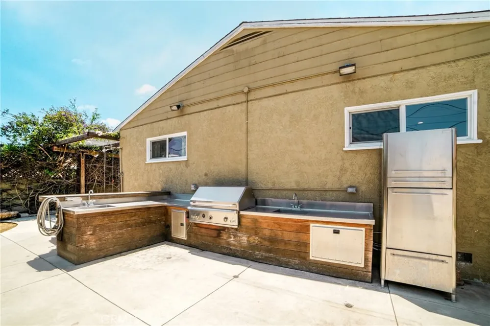 20828 Brighton Torrance, CA 90501