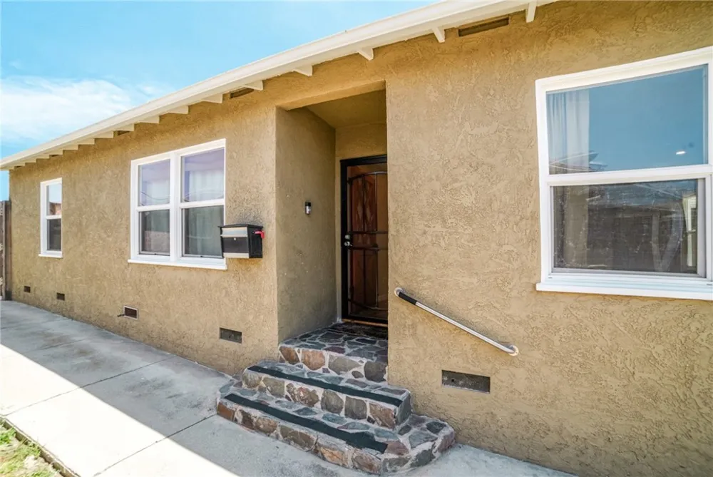 20828 Brighton Torrance, CA 90501
