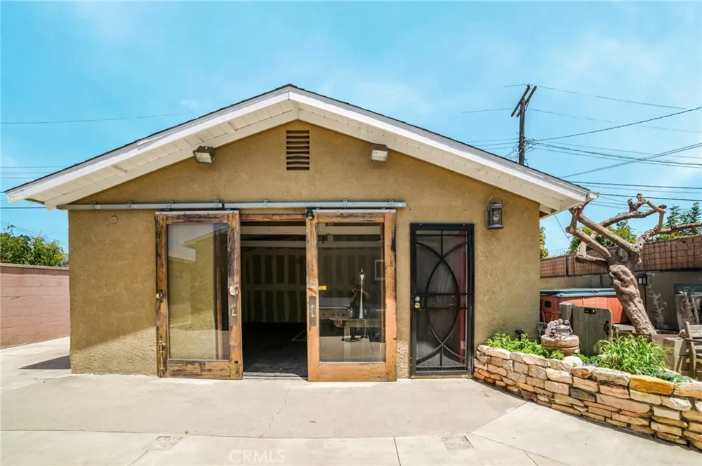 20828 Brighton Torrance, CA 90501