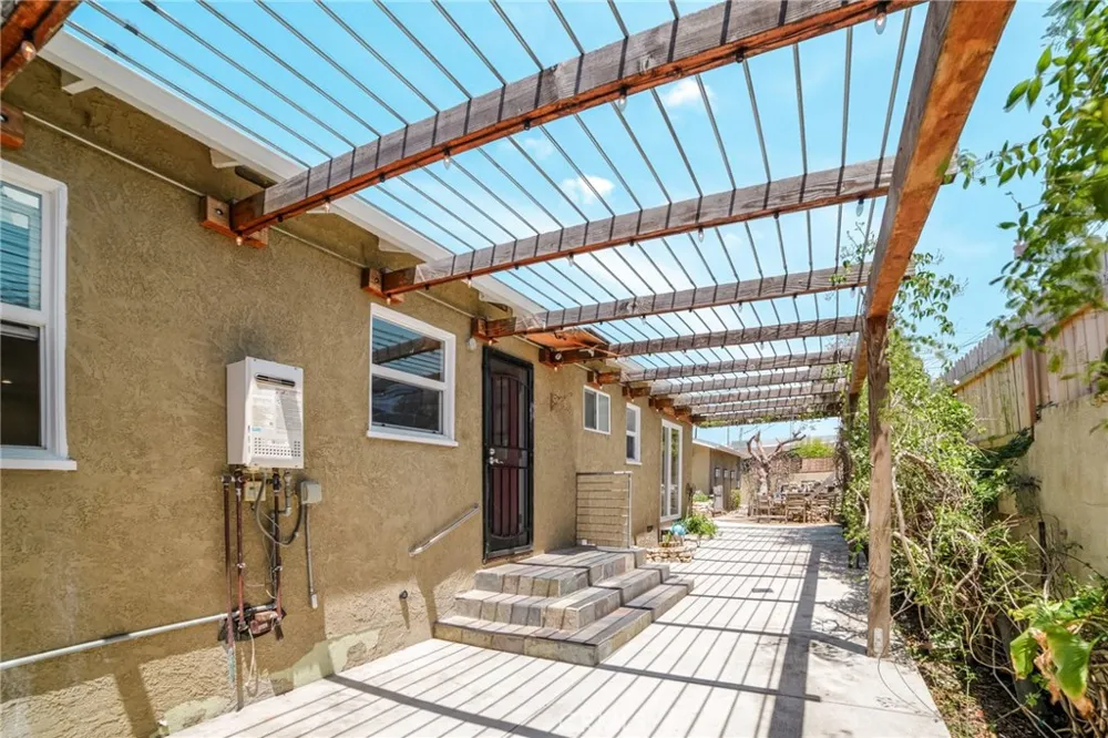 20828 Brighton Torrance, CA 90501