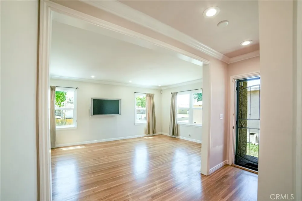 20828 Brighton Torrance, CA 90501