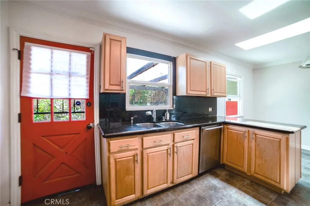 20828 Brighton Torrance, CA 90501