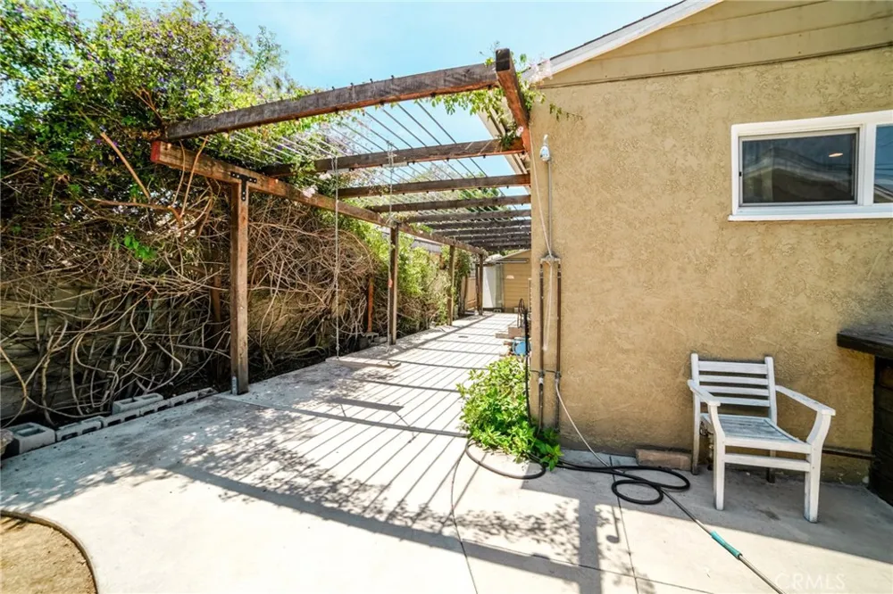 20828 Brighton Torrance, CA 90501