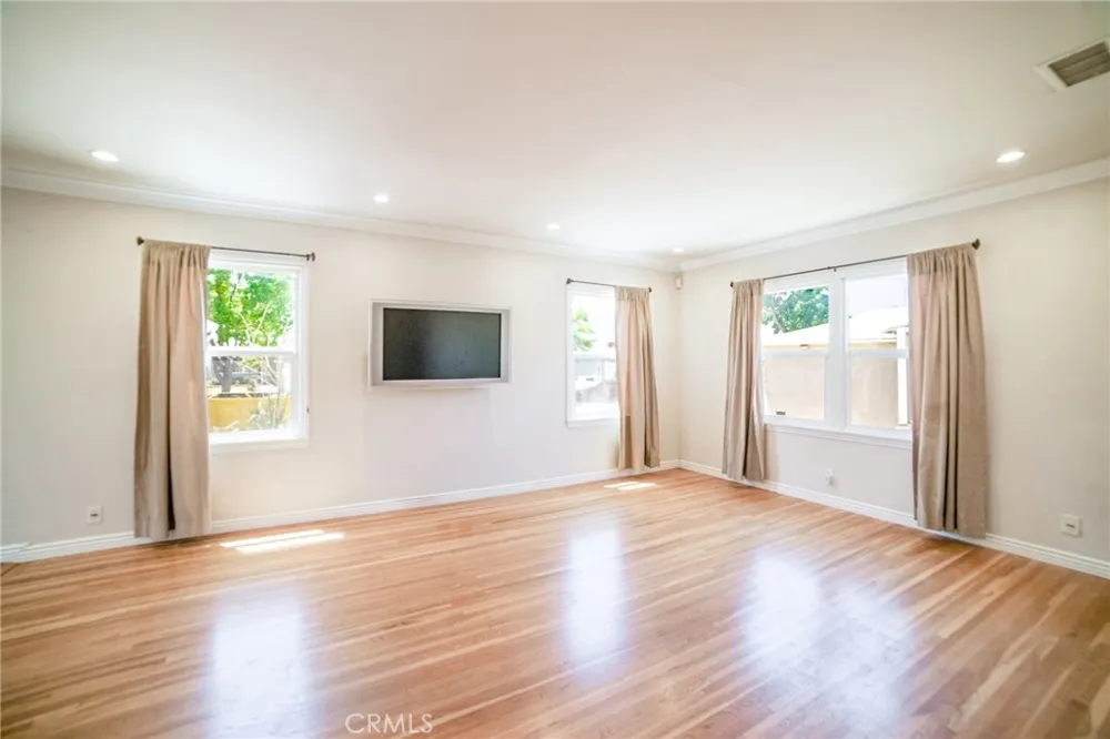 20828 Brighton Torrance, CA 90501