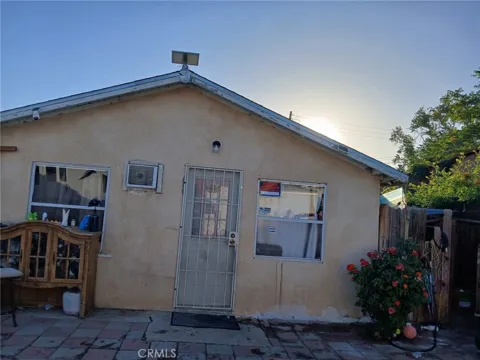 2604 BAKER STREET