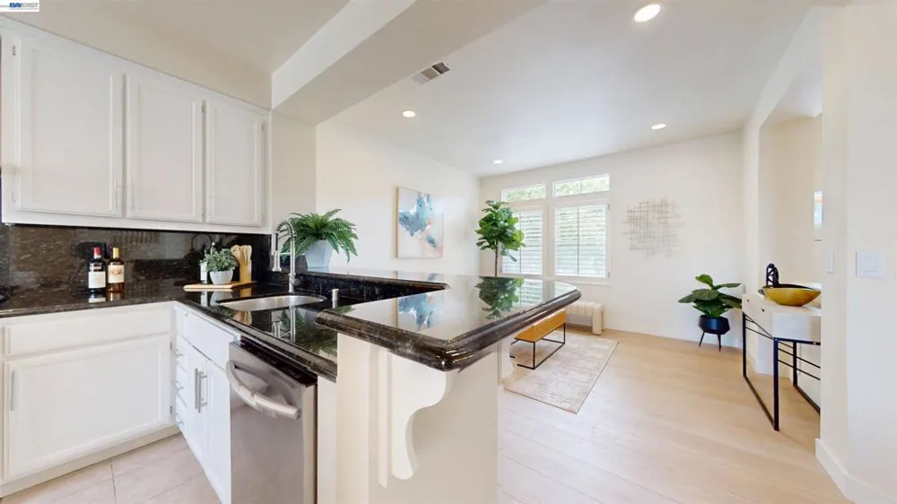 3412 Fitzsimmons Cmn Fremont, CA 94538