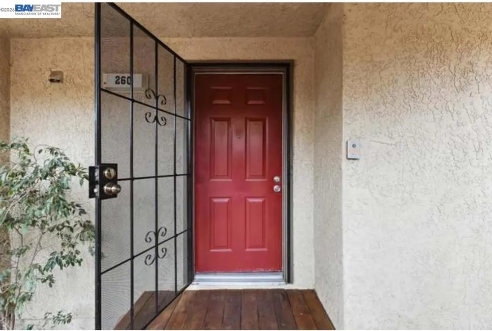 680 Dartmore Lane #260 Hayward, CA 94544