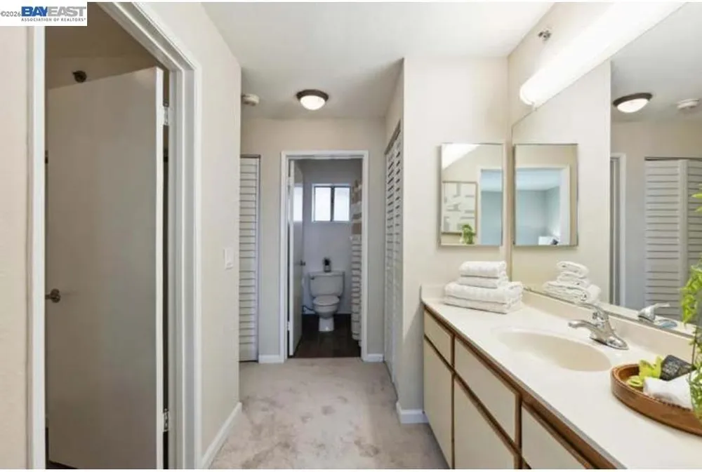 680 Dartmore Lane #260 Hayward, CA 94544